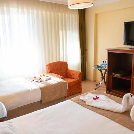 Simsek Hotel 3*