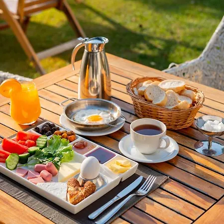 Simsek Hotel